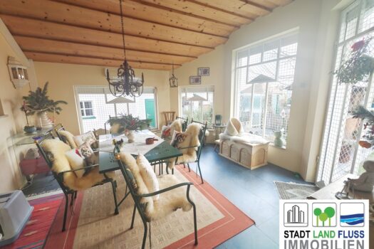 + + Einziehen statt renovieren – Koffer packen und zuhause ankommen + +